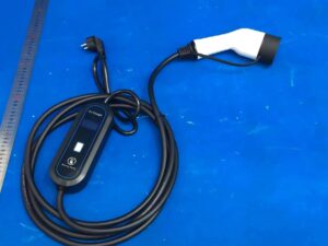 3.5KW Portable EV Charger — Type 2 IEC 62196 / Type 1 J1772 Wallbox Charging Station